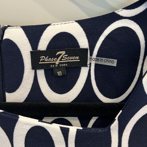 Phase 7 Dress. Size 10. Navy and White with tie at Waist. - Picture 2 of 6